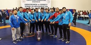 Büyükşehir Güreş’te Türkiye 3’üncüsü oldu