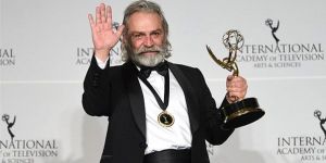 Haluk Bilginer, 47. Uluslararası Emmy Ödülleri'nde en iyi erkek oyuncu seçildi