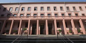 Adalet Bakanlığı Sözcüsü Çekin: 289 fiili darbe davasının 271'i karara bağlandı