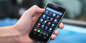 Giderler arttı, telefon değiştirenlerin oranı azaldı!