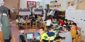 Anaokulu öğrencilerine Başkan Orhan sürprizi