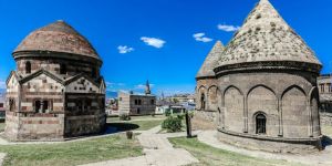Paha biçilmez hazine: Erzurum Üç Kümbetler