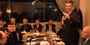 Vali Memiş, arama kurtarma ekipleri ile yemekte bir araya geldi