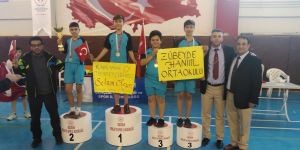 Şehitleri bayrakla andılar mehmetçiği selamladılar