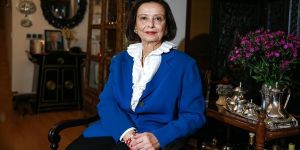 Türkiye'nin ilk kadın valisinden hemcinslerine 'çalışmaya devam' mesajı