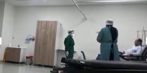 Korona virüs şüphesi olan hasta, maske takmamak için direndi