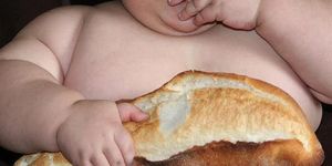 Annenin gebe kaldığındaki kilosu çocukta obezite riskini artırıyor