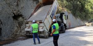 Muğla’da kırsal mahallelerin yolları yenileniyor