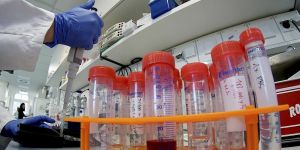 Reuters kırmızı kod ile geçti: Korona aşısı başarılı oldu