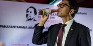 'Koronavirüs ilacı' diyerek içmişti! Madagaskar'da flaş gelişme