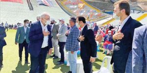 AK Parti Palandöken ve Yakutiye ilçe kongreleri yapıldı