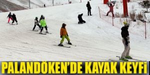 Yerli ve yabancı turistler Palandöken'de kayağın keyfini çıkarıyor