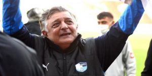 Yılmaz Vural sevinçten gözyaşlarını tutamadı