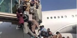 NATO: Kabil'deki tahliye çalışmalarında 7 günde en az 20 kişi öldü
