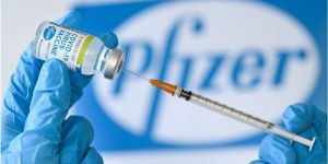 Pfizer, üçüncü doz Kovid-19 aşısının antikor seviyesini üç kattan fazla artırdığını duyurdu