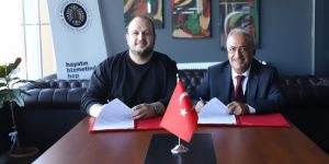 Bir iş birliği de Türkiye Buz Hokeyi Federasyonuyla