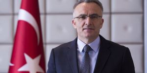 Naci Ağbal'a yeni görev! Hazine ve Maliye Bakanlığı müşaviri oldu