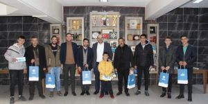 Turnuva ödüllerini Başkan Orhan verdi