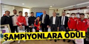 Karayazı'nın karayazısını değiştiren gençlere ödül
