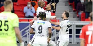 Beşiktaş tarihe geçti! Süper Kupa'nın sahibi oldular...