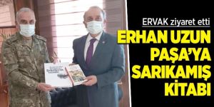 Kolordu komutanı Uzun’a ‘Sarıkamış’ kitabı