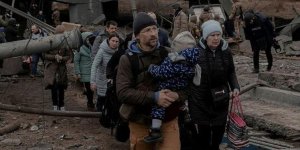 Kiev’de ölümden kaçış! Ruslar saldırdı yaşananlar yürek yaktı…