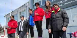 Atletizm yarışmasında şampiyon Reşit Karabacak