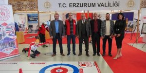 Kış ve buz sporları standına yoğun ilgi