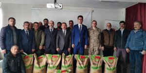 Aşkale'de 40 ton tohum dağıtıldı