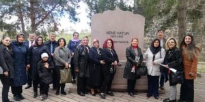Ersander anneleri unutmadı