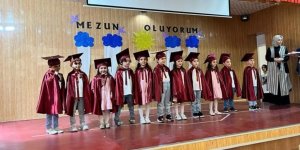 Sabancı'nın minikleri sahnede devleşti