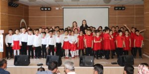 Minik yüreklerden yıl sonu gösterisi