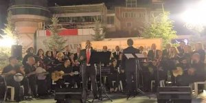ERVAK TSM korosu alkış topladı: Atatürk’ün sevdiği şarkılar seslendirildi