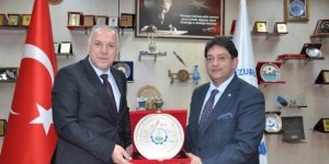 Kosova Kalkınma Bakanı Fikrim Damka Erzurum Ticaret Borsasını ziyaret etti