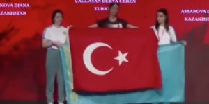 'Dünya Şampiyonu' sporcumuzdan Türk bayraklı yanıt!