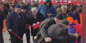 Erdoğan'ın mitinginde kendinden geçen vatandaşlar