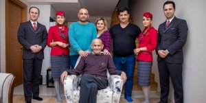Kabin memurlarından vefa örneği