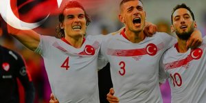 Leicester City'de forma giyen Çağlar Söyüncü, dünya devi ile ön sözleşme imzaladı