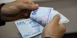 EYT'lisi, emeklisi herkes bunu bekliyordu! 2 bin TL olan bayram ikramiyesinin yatacağı tarih açıklandı