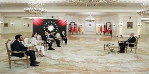Erdoğan'dan Erzurum övgüsü: "Siyasi hayatımda görmediğim bir coşku"