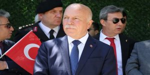Başkan Sekmen yüz güldürdü: Para dağıttı
