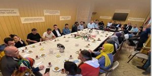 Nehir'e veda yemeği