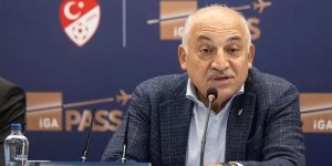 Halil Umut Meler'e yumruklu saldırı sonrası tüm liglerdeki maçlar süresiz olarak ertelendi!