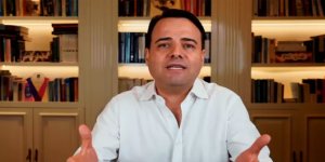 "Bu bir ihbardır" diyen Özgür Demirtaş dolandırıcılara karşı herkesi uyardı