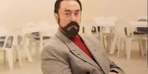 Sapkın Adnan Oktar cezaevindeyken yaşandı 'Büyük aşklar böyle başlar'