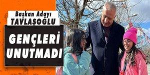 AK Parti Aziziye Belediye Başkan adayı Tavlaşoğlu gençleri unutmadı