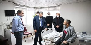 Erzurum Valisi Çiftçi'den hasta personeline moral ziyareti