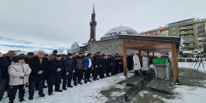 Eski ünlü barcı Fatih Deniz'e son görev