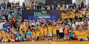 Yaza hareketli 'merhaba'