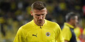 Fenerbahçe'den yapılan açıklamada Serdar Aziz'in kamptan ayrıldığı duyuruldu!